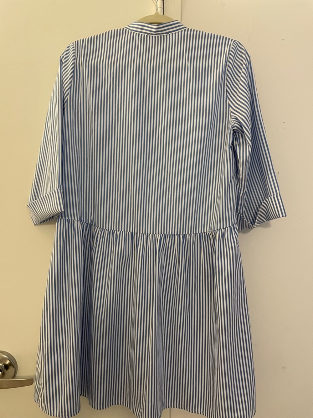 Tuckernuck Royal Shirtdress striped M EUC - Picture 9 of 9